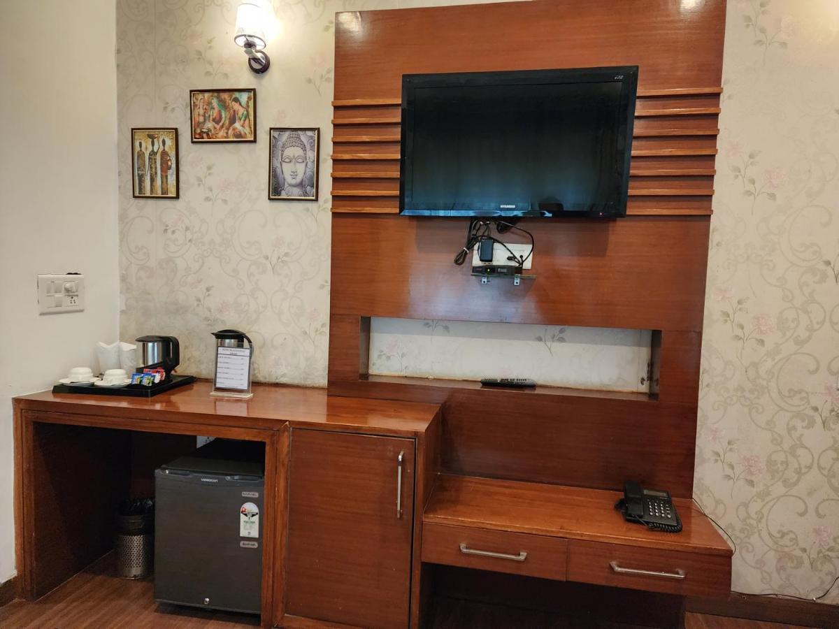 Hotel Bliss Kasauli Kültér fotó