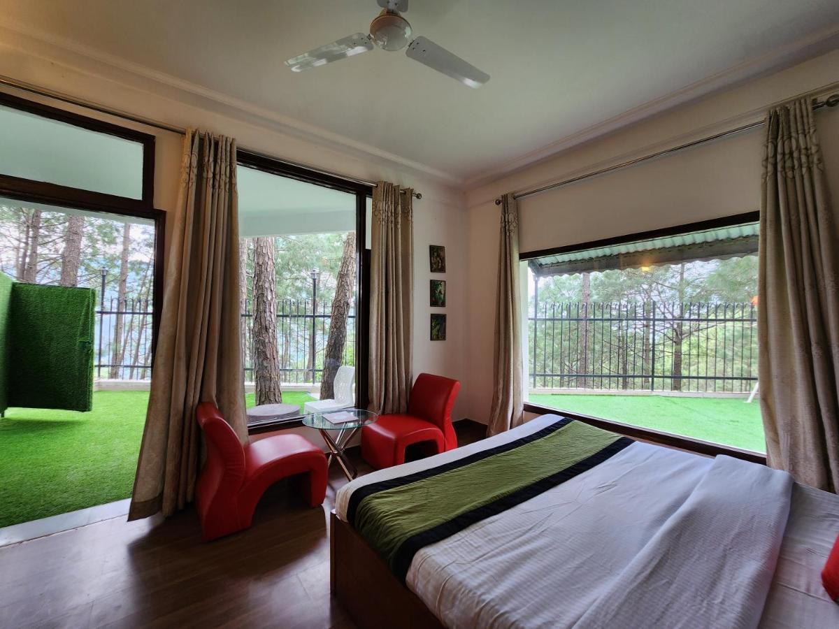 Hotel Bliss Kasauli Kültér fotó