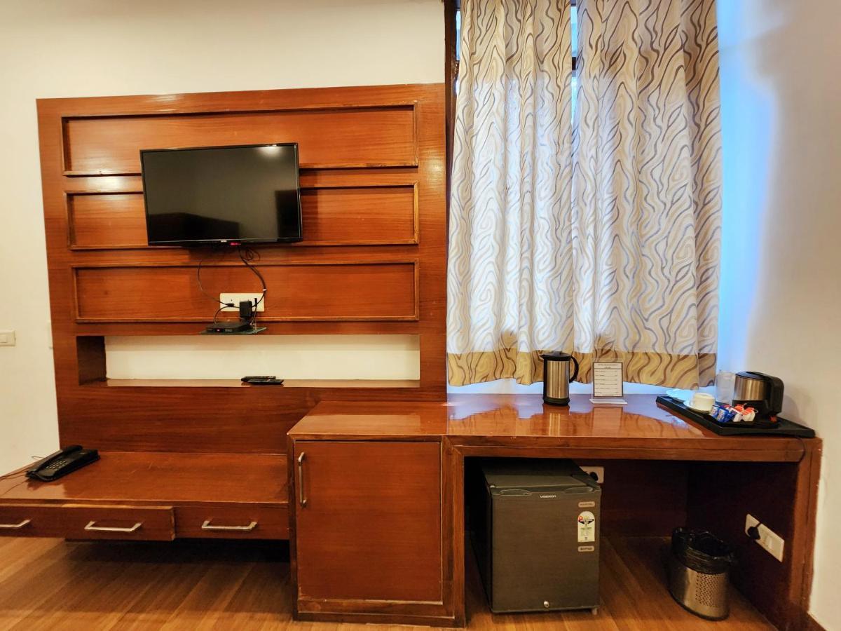 Hotel Bliss Kasauli Kültér fotó