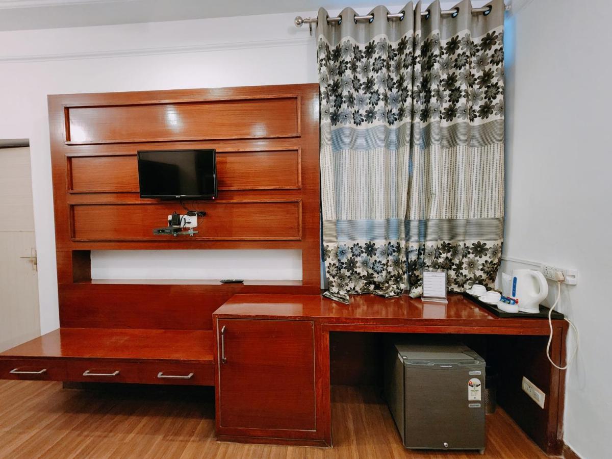 Hotel Bliss Kasauli Kültér fotó